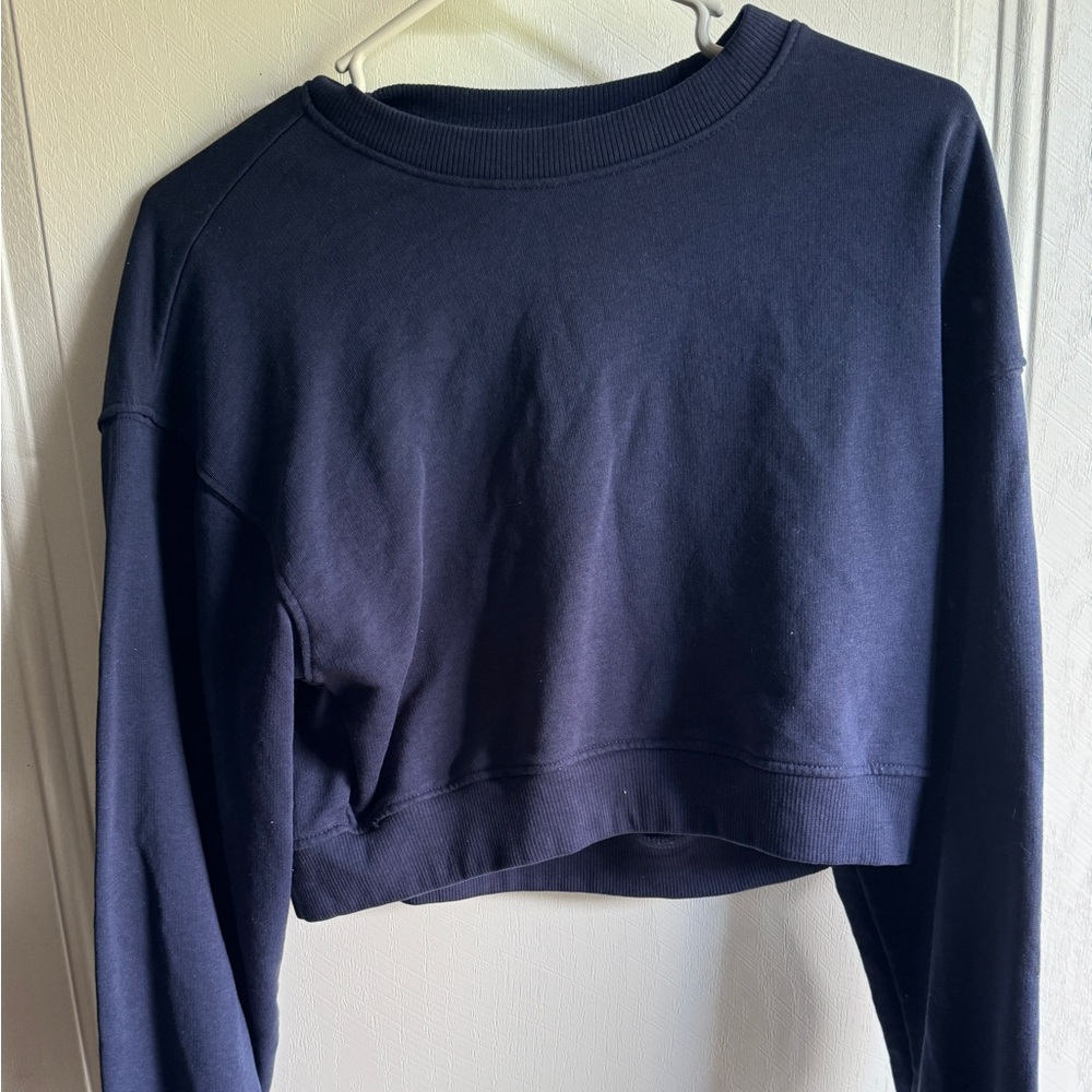 Navy Blue Cropped Crewneck